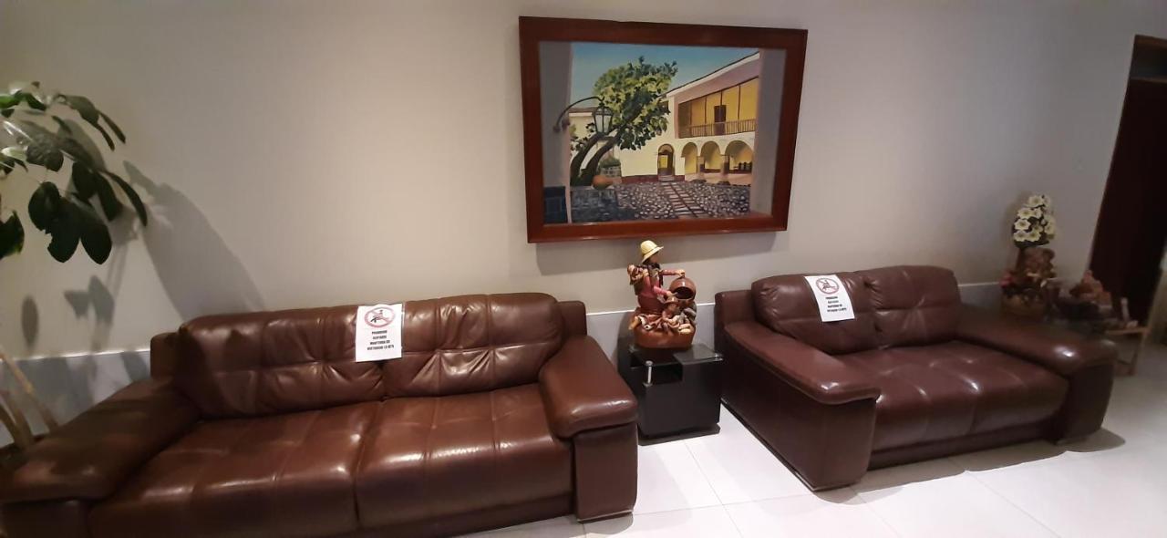 Hotel Rivera Ayacucho Kültér fotó
