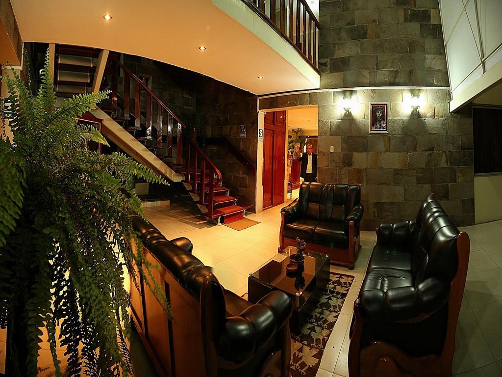 Hotel Rivera Ayacucho Kültér fotó