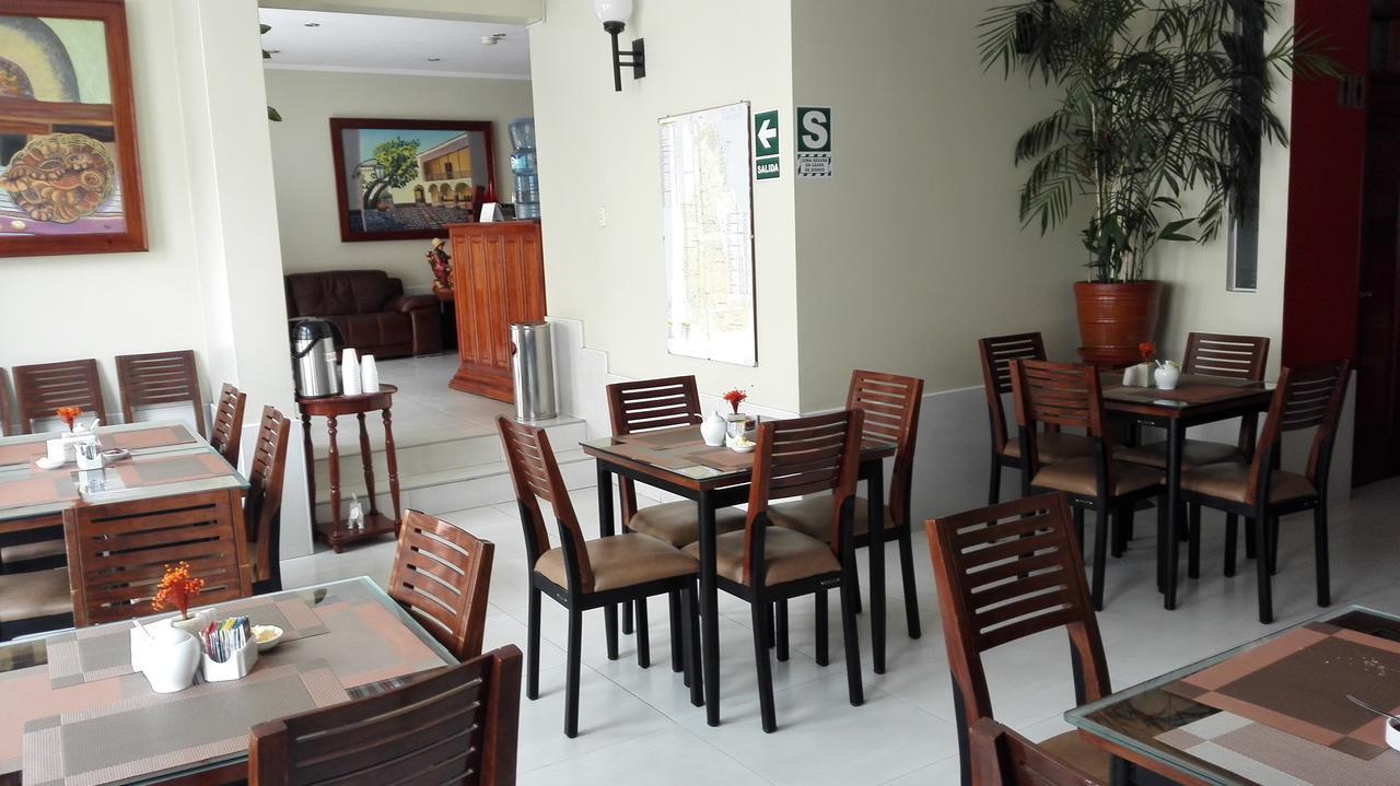Hotel Rivera Ayacucho Kültér fotó